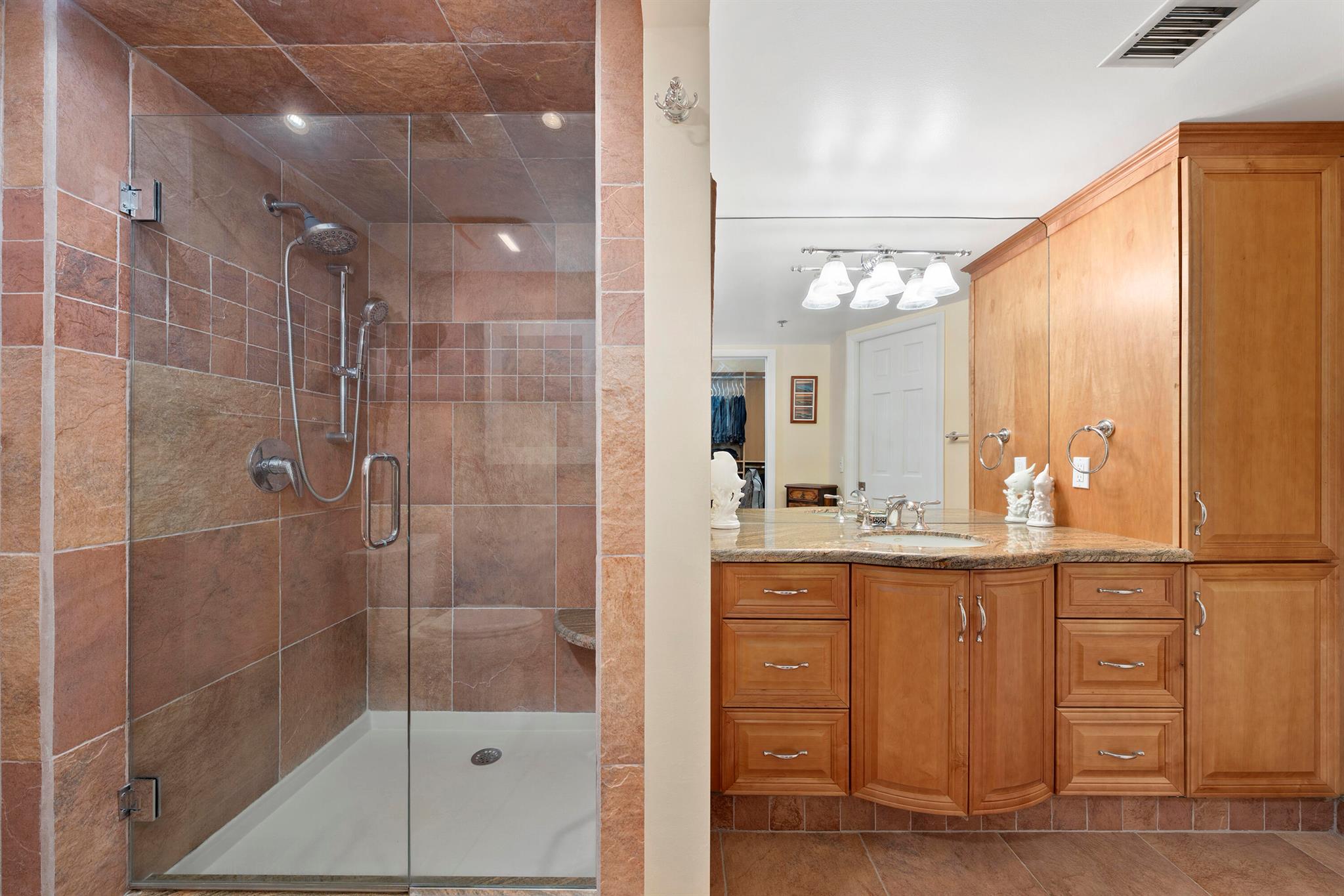 601 S Seas Dr #204 Jupiter, FL 33477