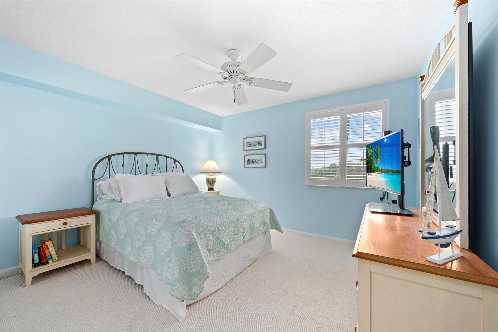 601 S Seas Dr #204 Jupiter, FL 33477