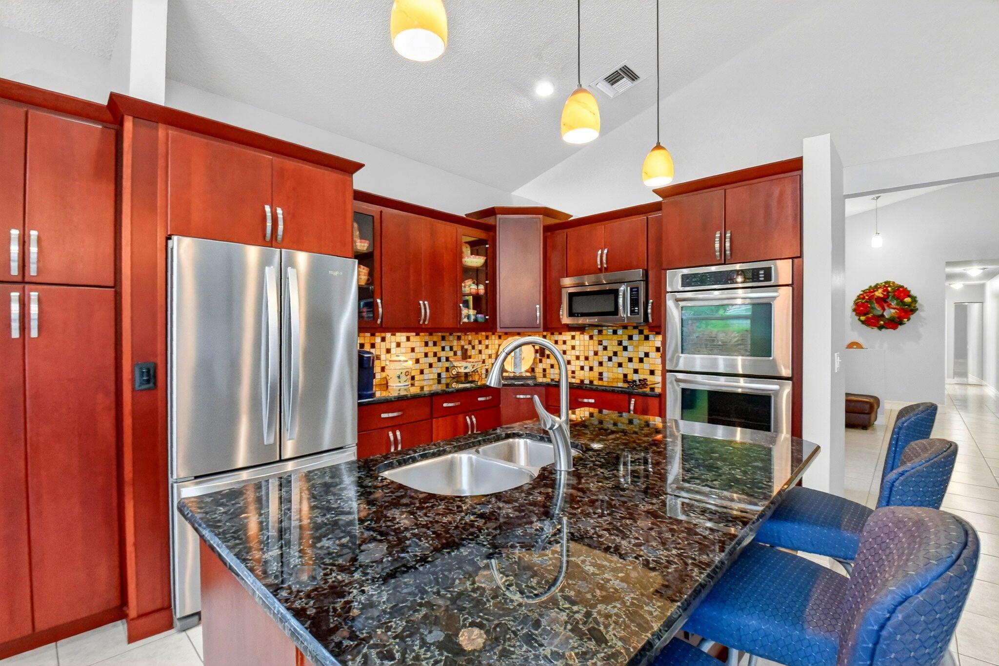 7906 Rockport Cir Lake Worth, FL 33467