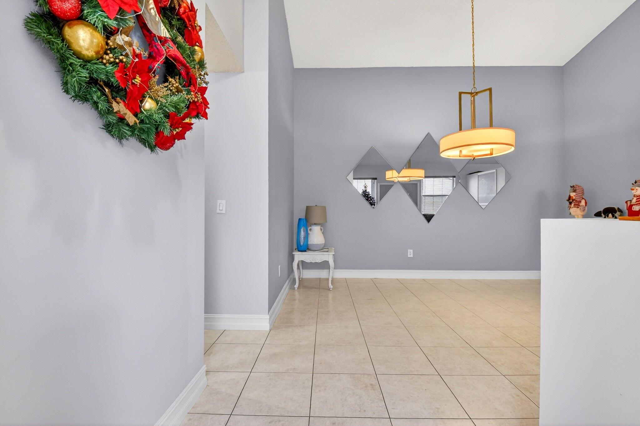 7906 Rockport Cir Lake Worth, FL 33467