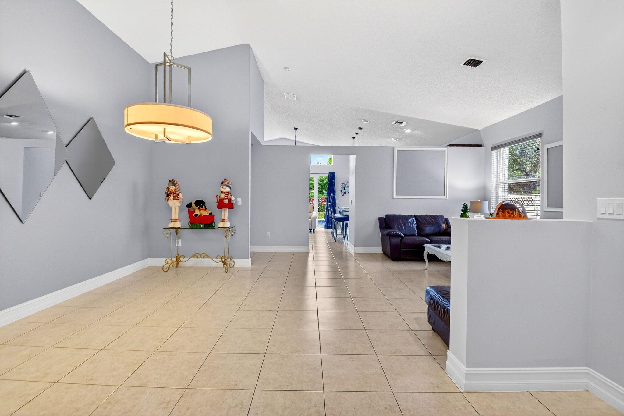 7906 Rockport Cir Lake Worth, FL 33467