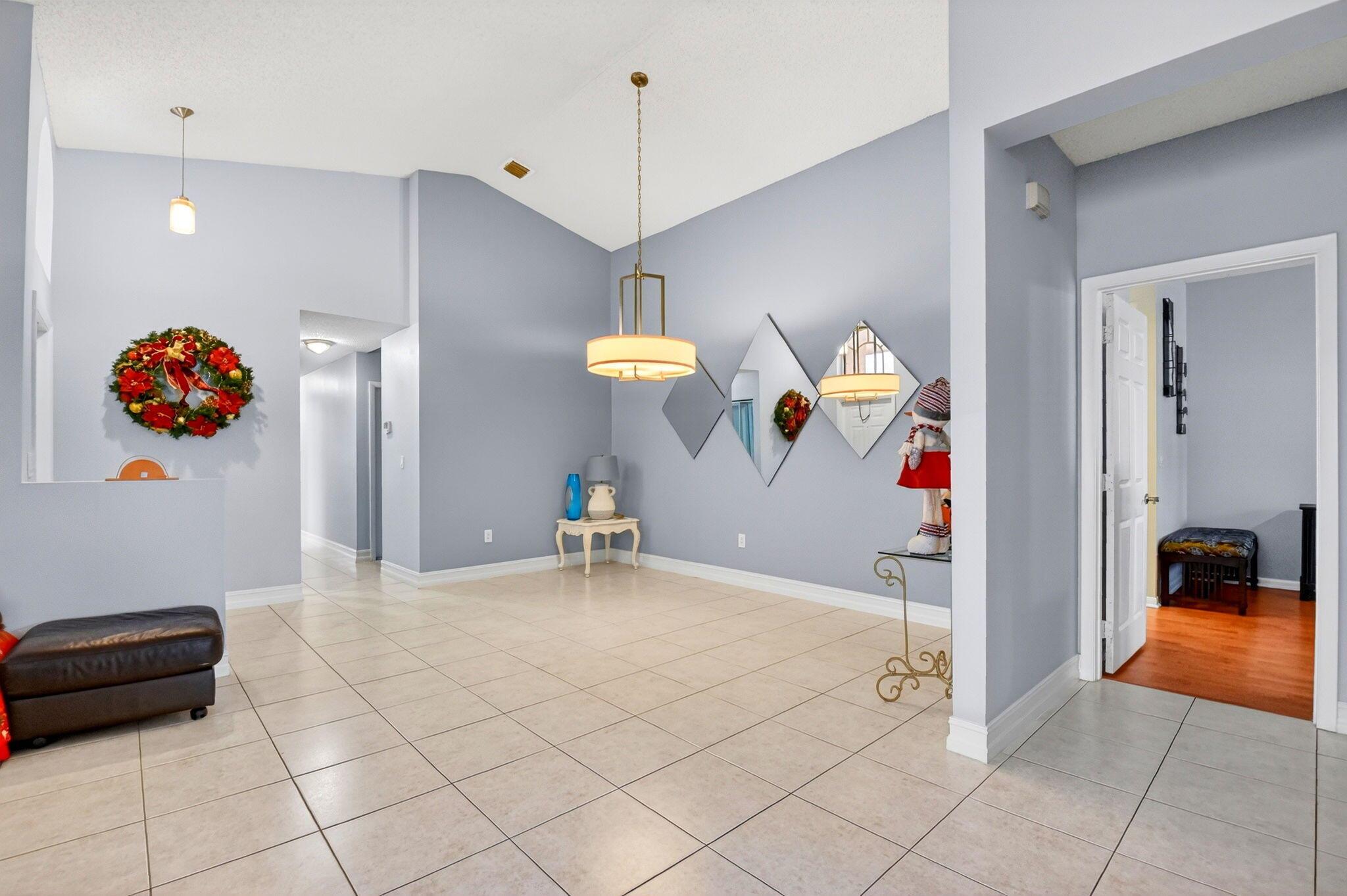 7906 Rockport Cir Lake Worth, FL 33467