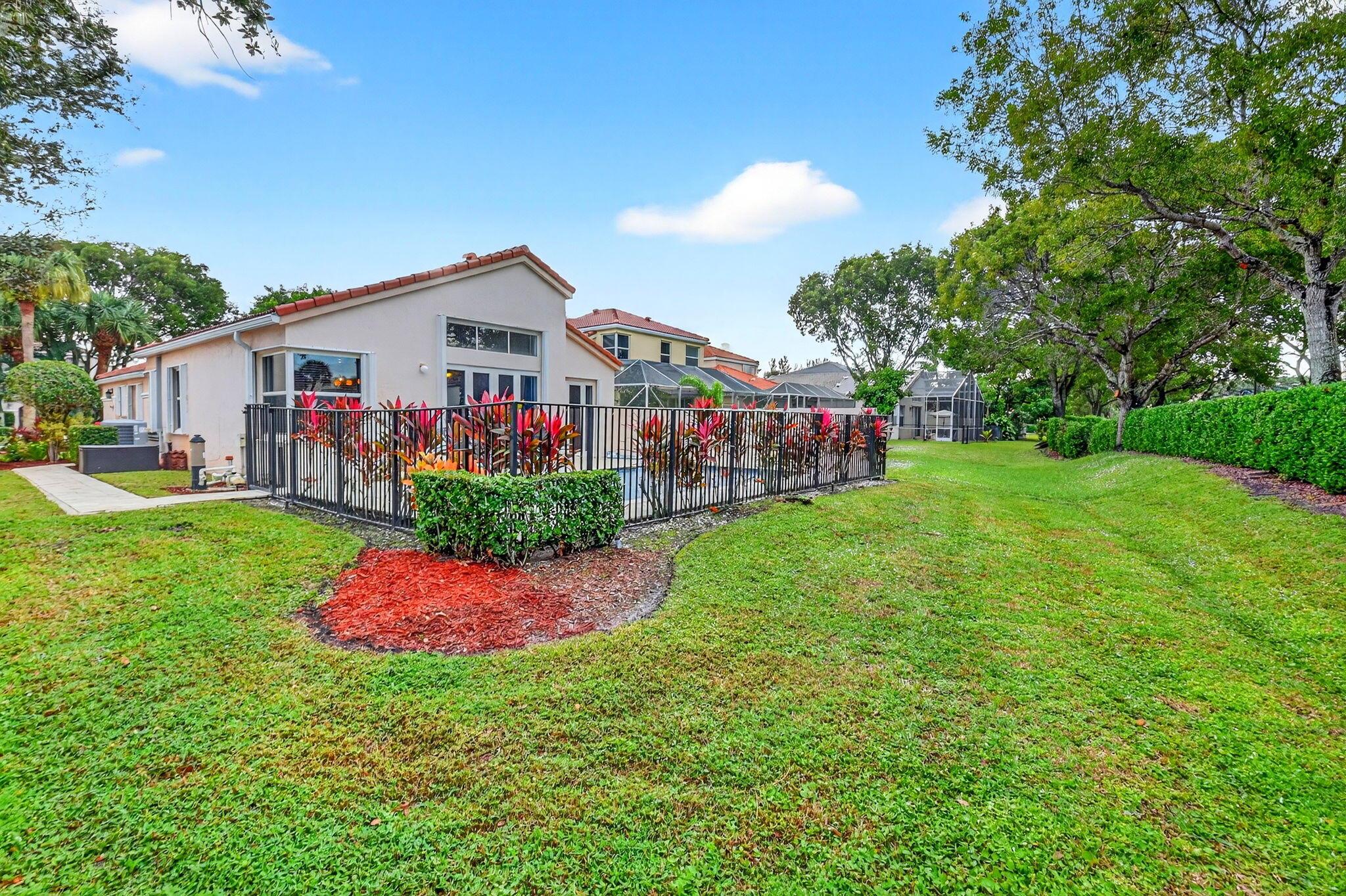 7906 Rockport Cir Lake Worth, FL 33467