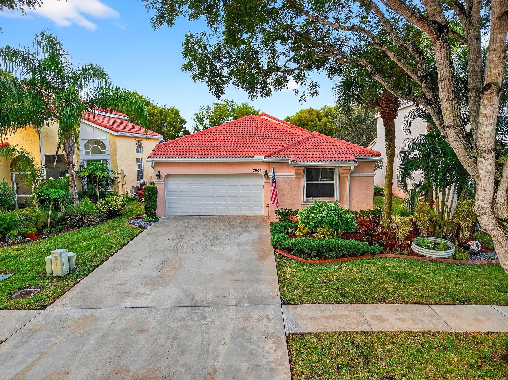 7906 Rockport Cir Lake Worth, FL 33467