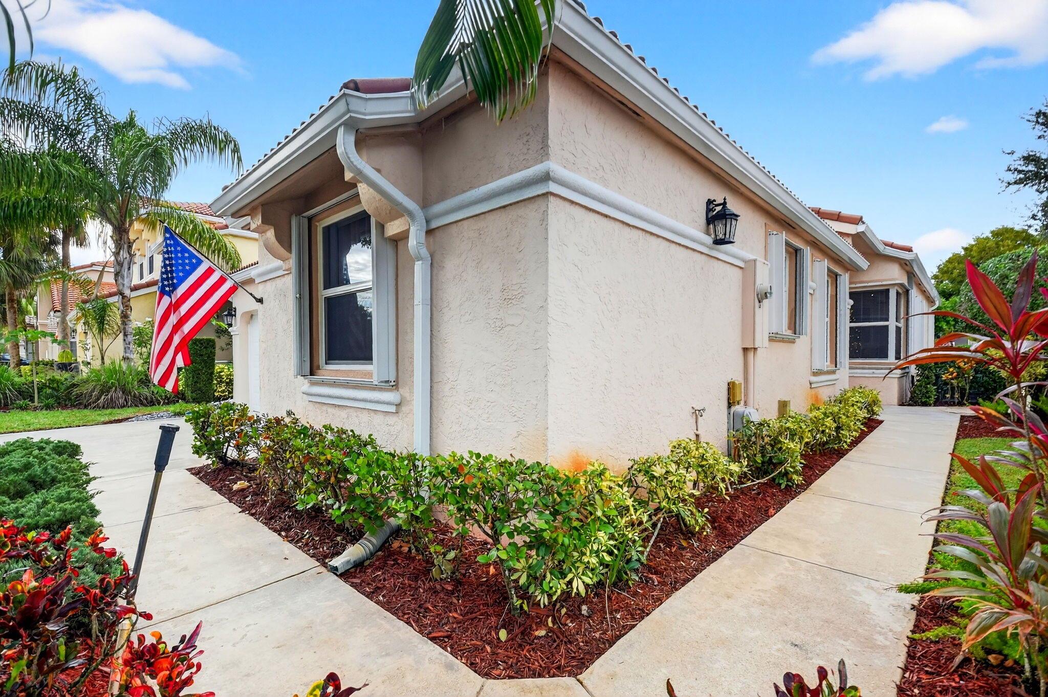 7906 Rockport Cir Lake Worth, FL 33467