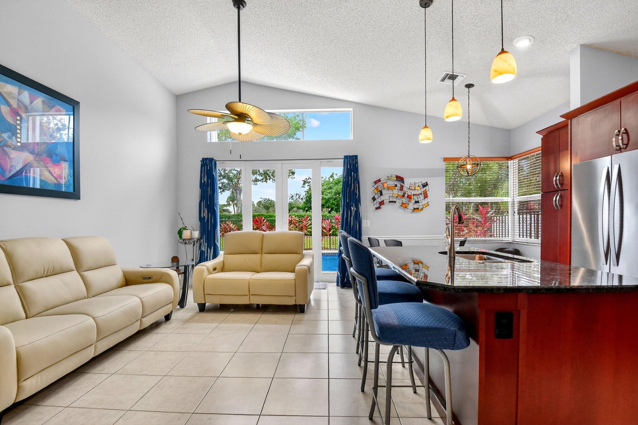 7906 Rockport Cir Lake Worth, FL 33467