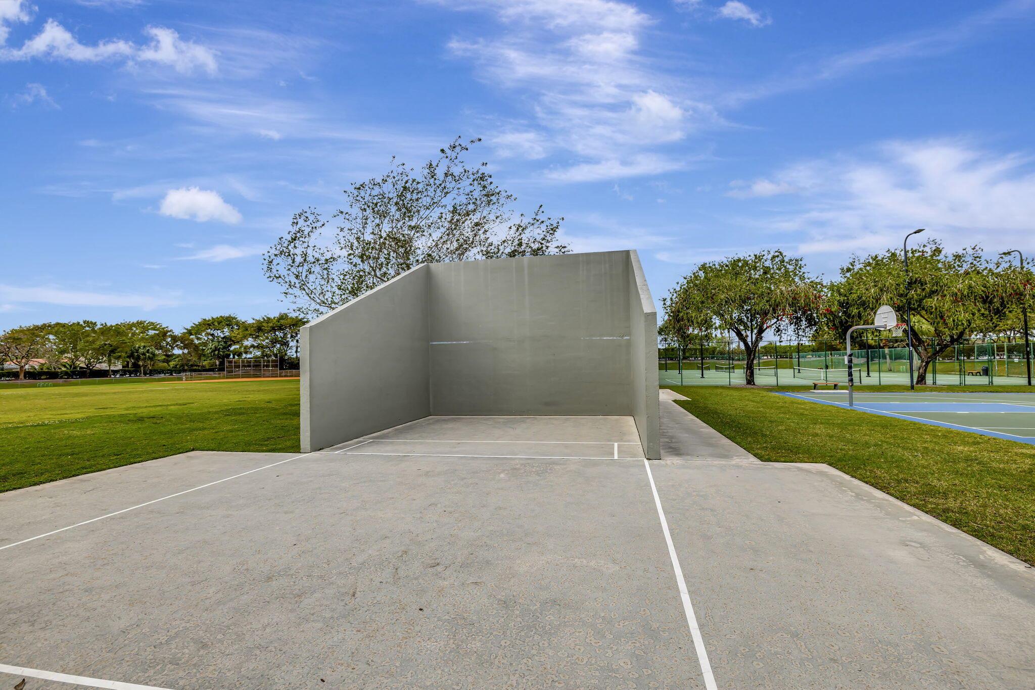 7906 Rockport Cir Lake Worth, FL 33467