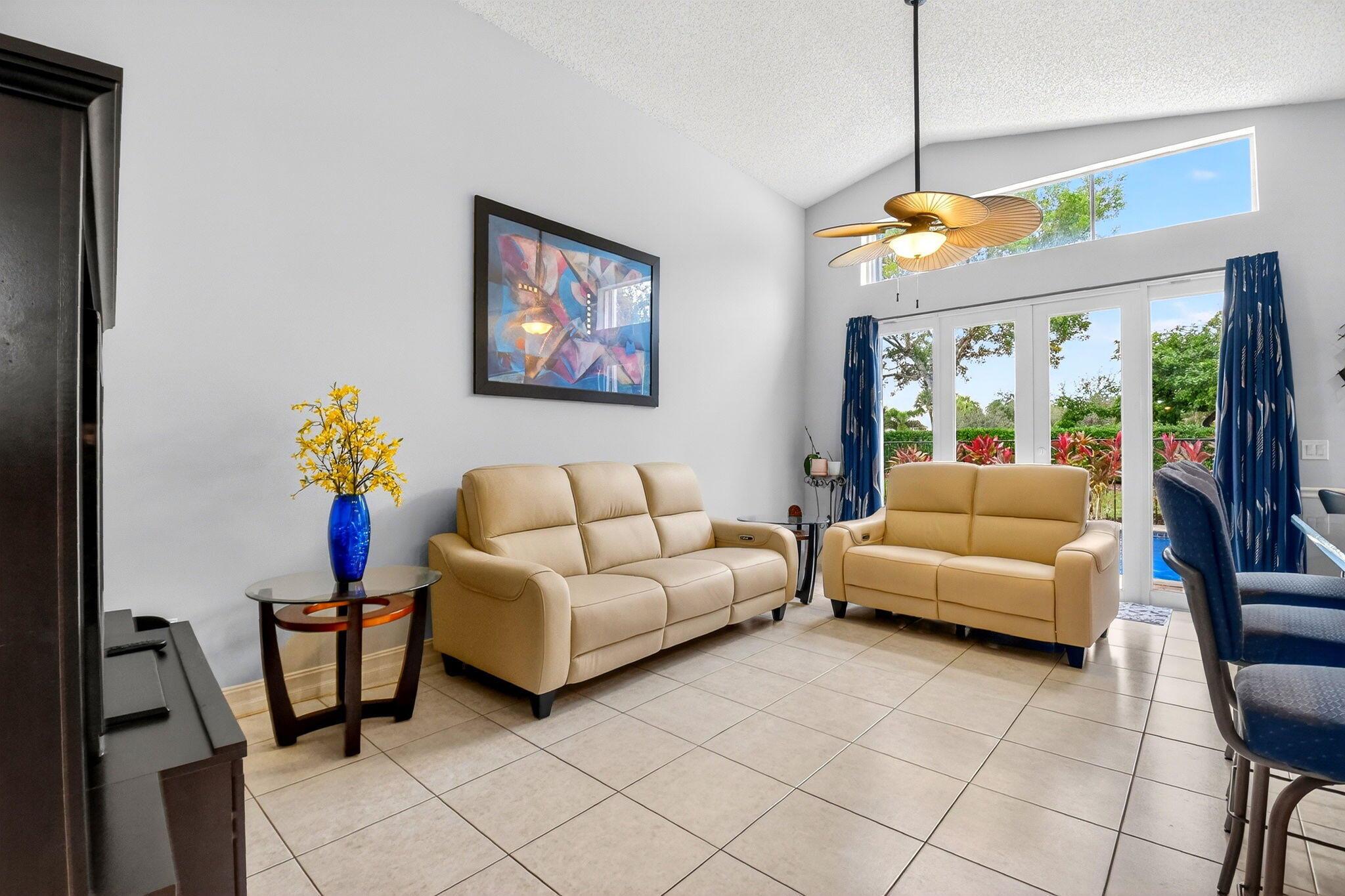 7906 Rockport Cir Lake Worth, FL 33467