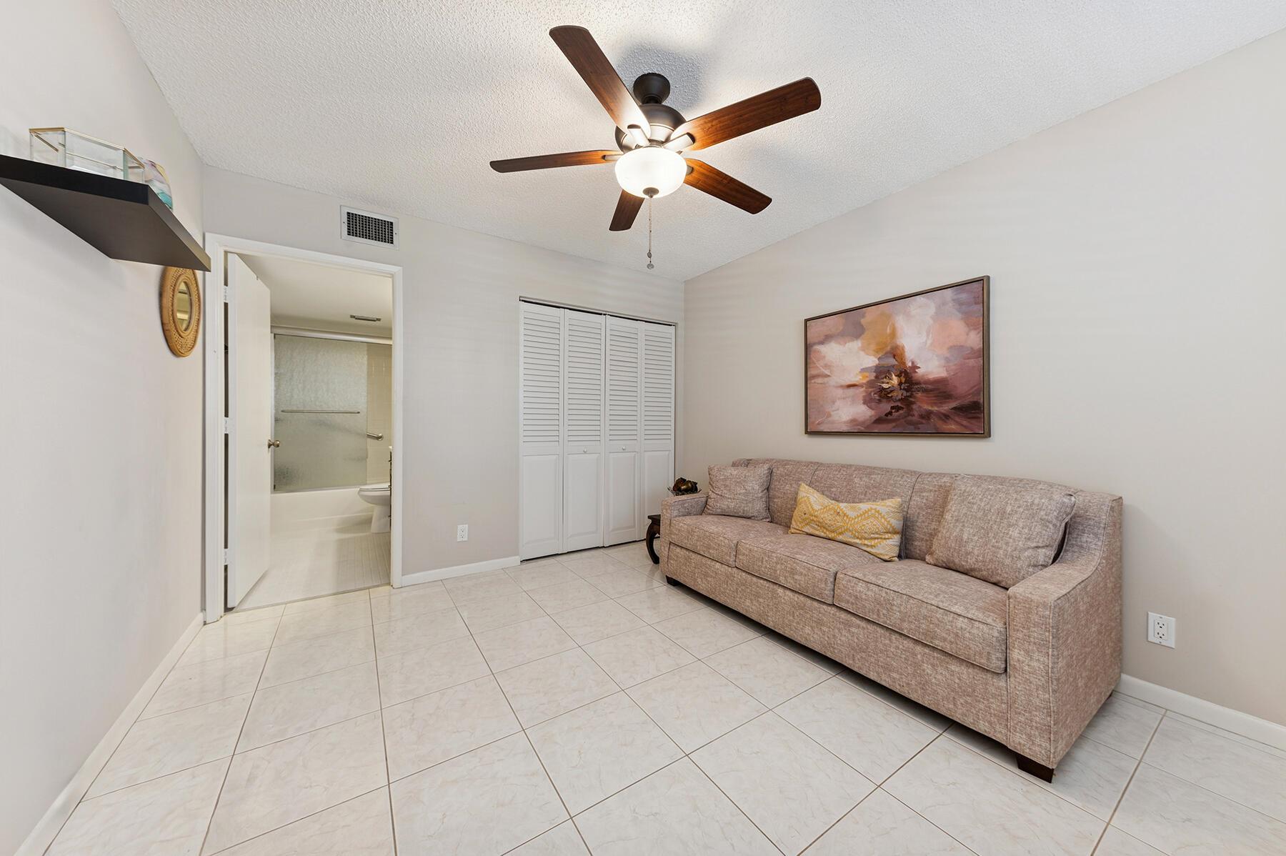 7280 Amberly Ln #208 Delray Beach, FL 33446