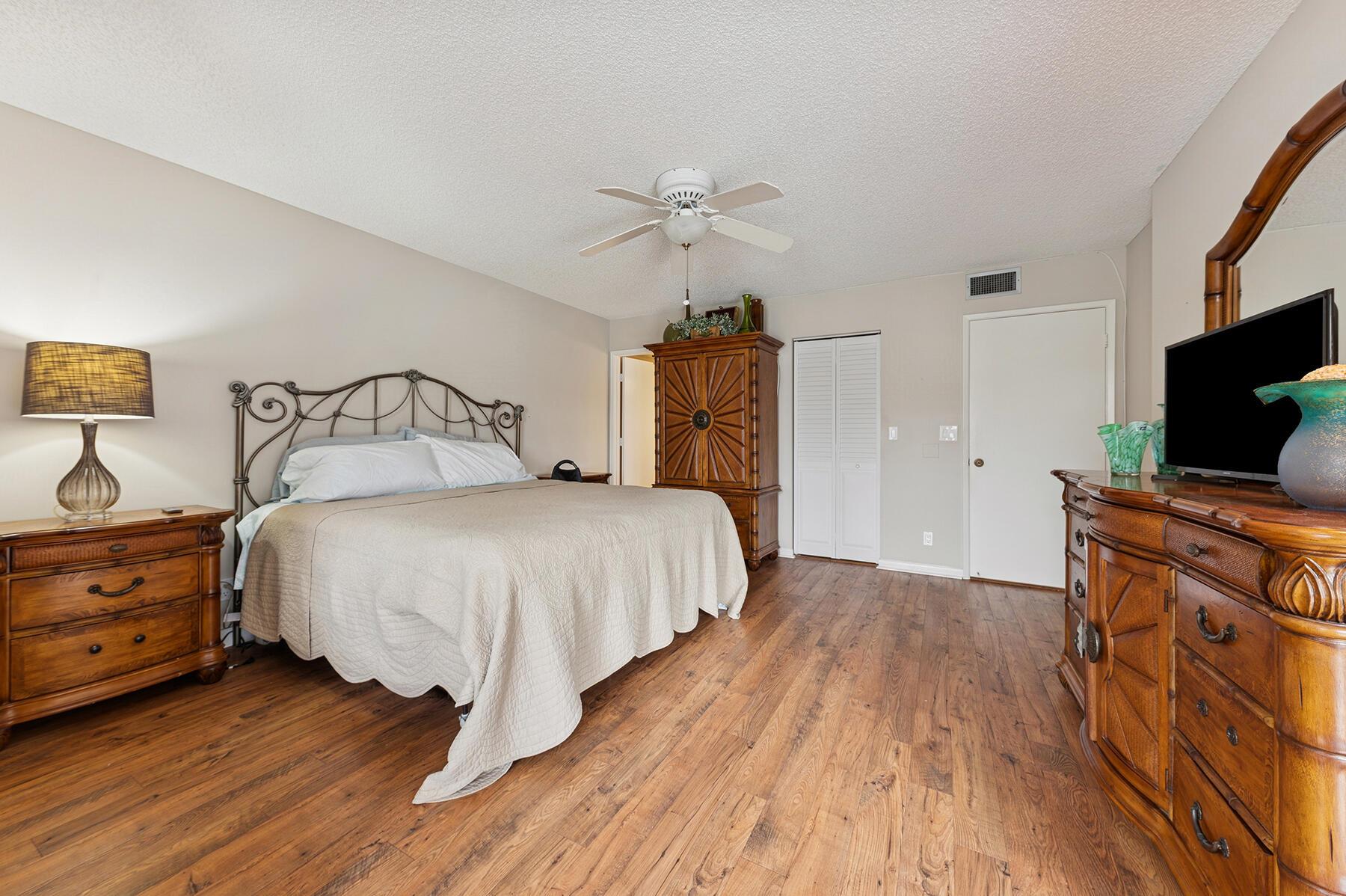 7280 Amberly Ln #208 Delray Beach, FL 33446