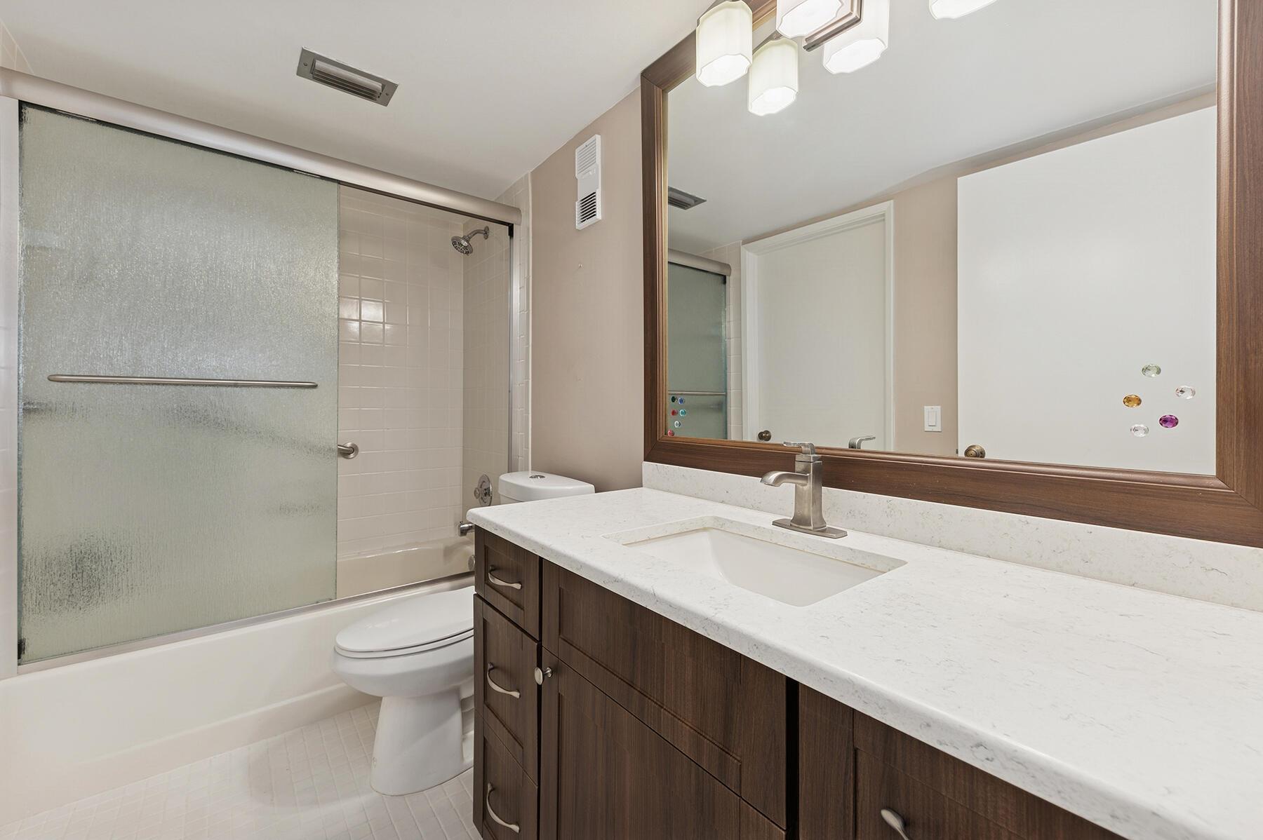 7280 Amberly Ln #208 Delray Beach, FL 33446