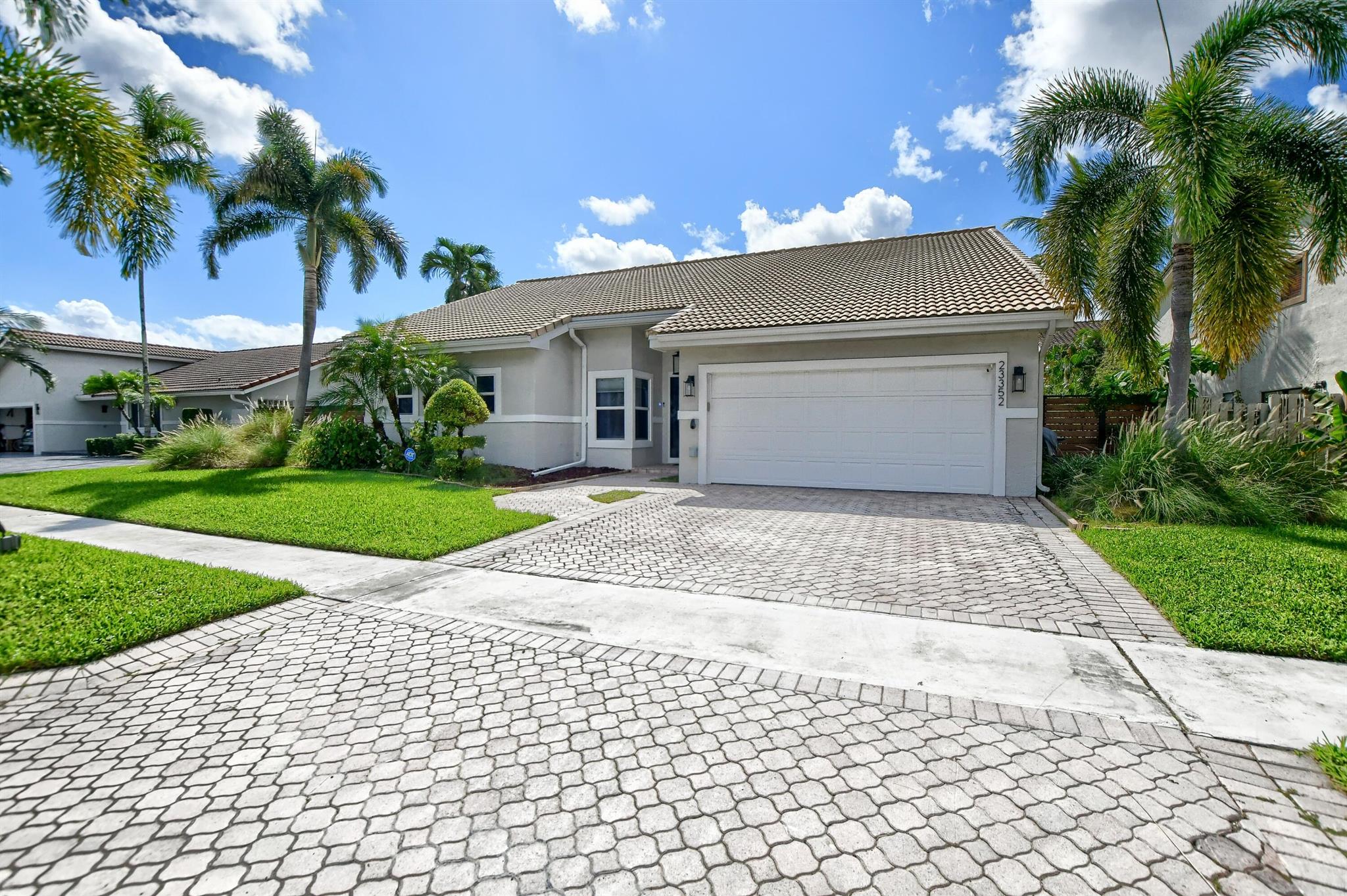 23352 Lago Mar Cir Boca Raton, FL 33433