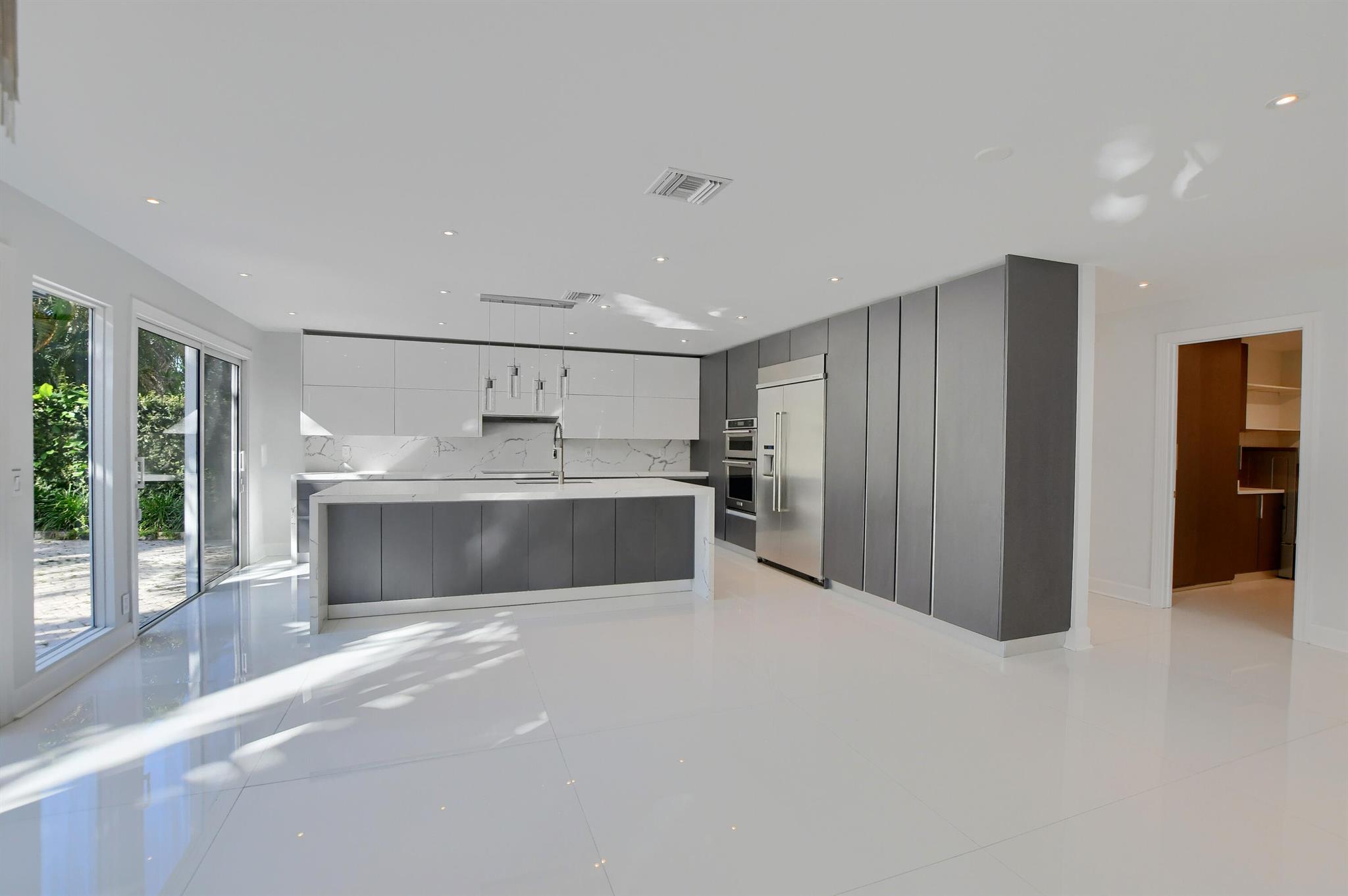 23352 Lago Mar Cir Boca Raton, FL 33433