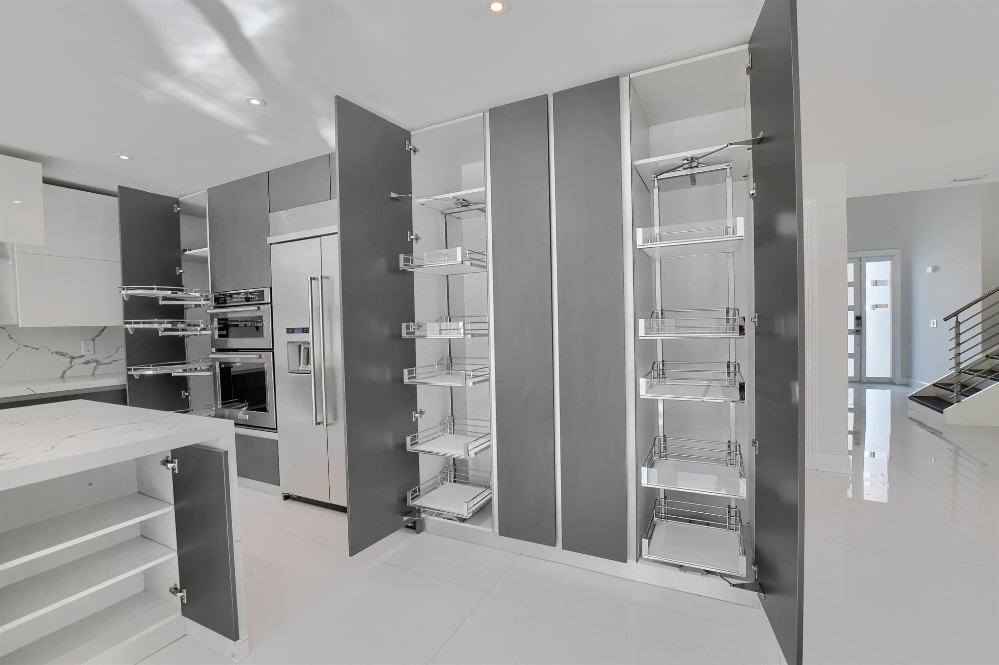 23352 Lago Mar Cir Boca Raton, FL 33433