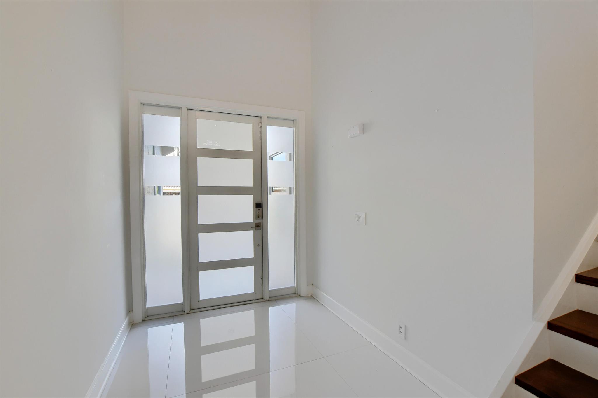 23352 Lago Mar Cir Boca Raton, FL 33433