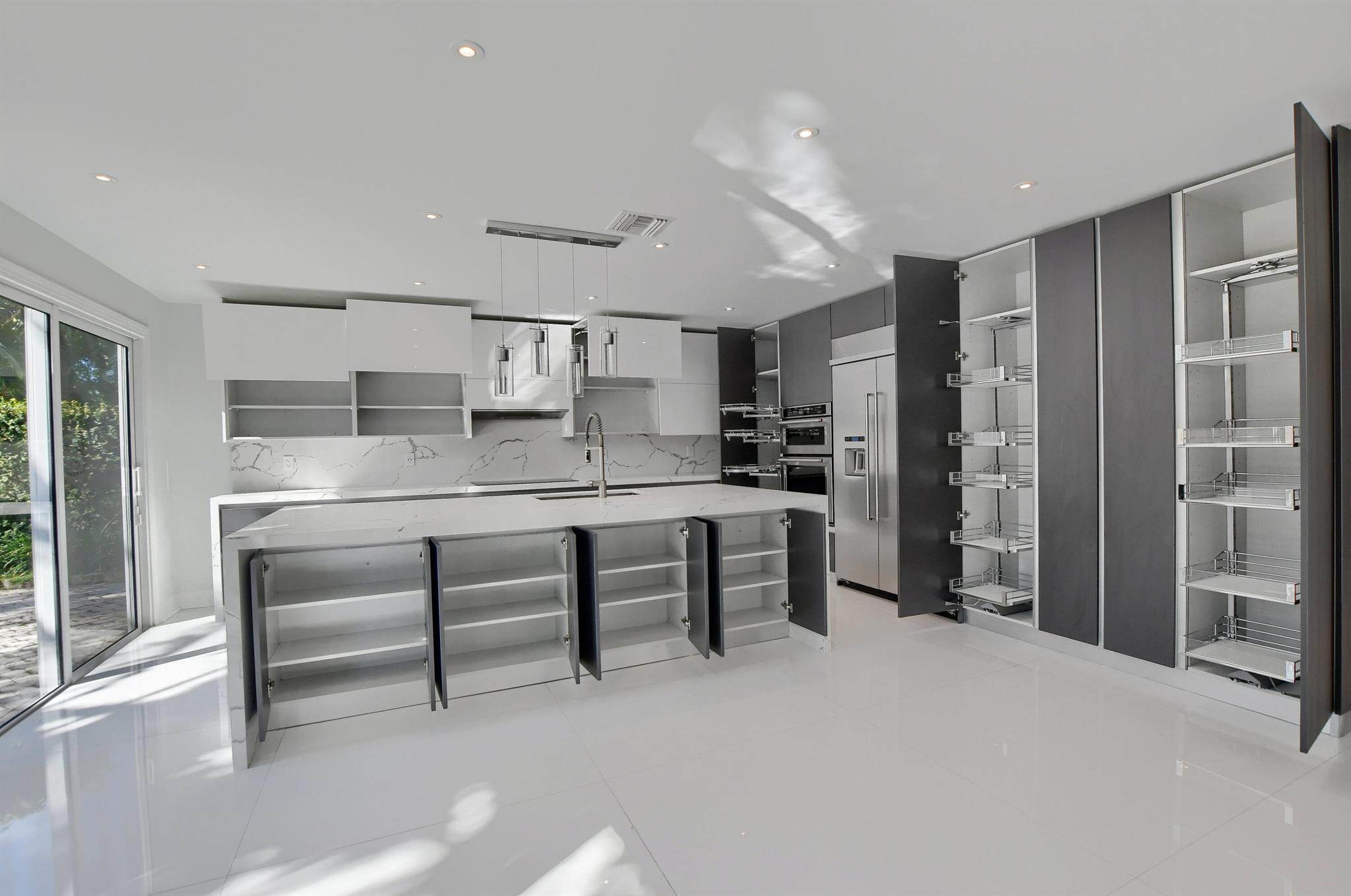 23352 Lago Mar Cir Boca Raton, FL 33433