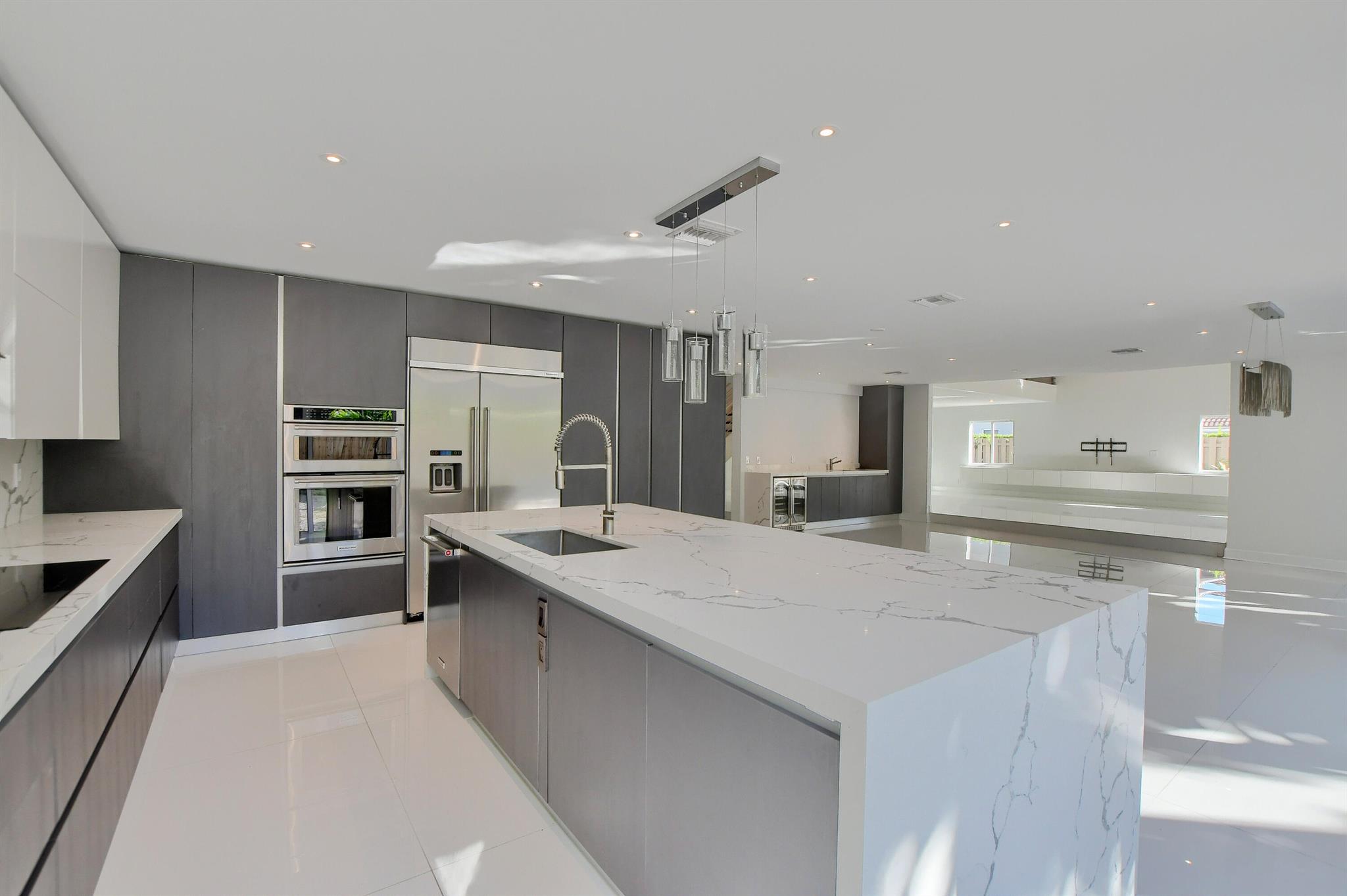 23352 Lago Mar Cir Boca Raton, FL 33433