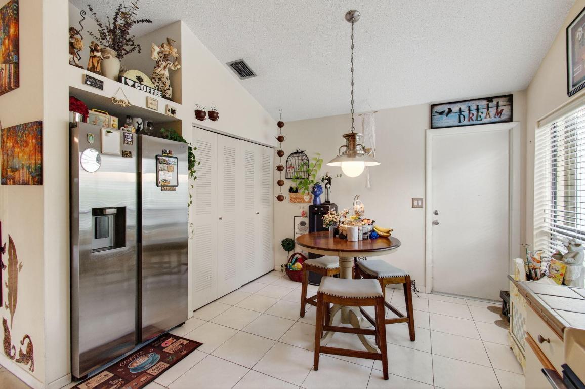 9303 Sun Pointe Dr Boynton Beach, FL 33437