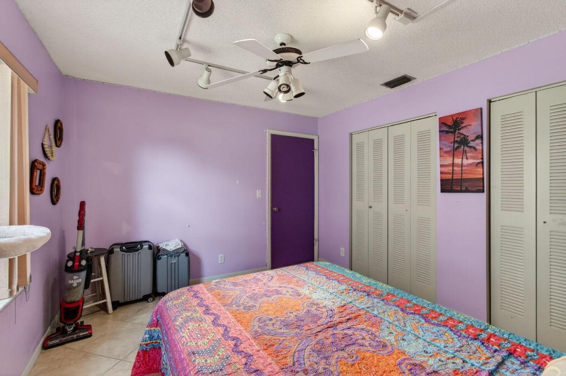 9303 Sun Pointe Dr Boynton Beach, FL 33437