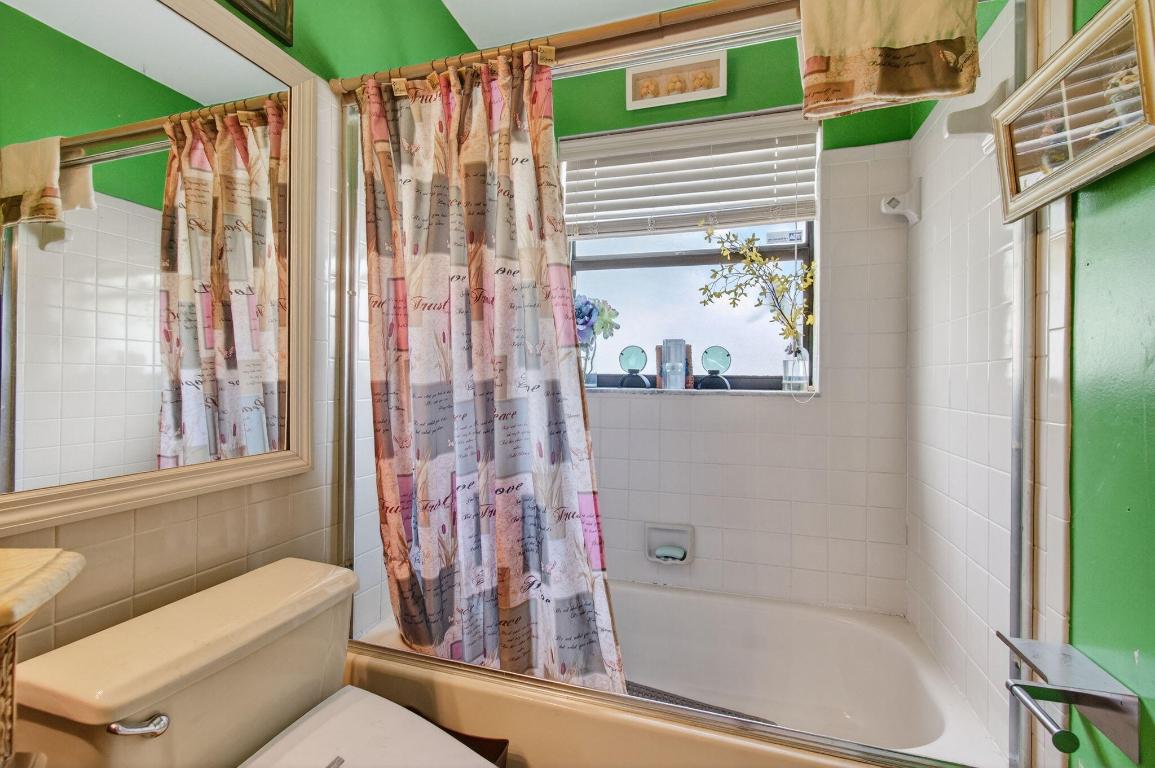 9303 Sun Pointe Dr Boynton Beach, FL 33437