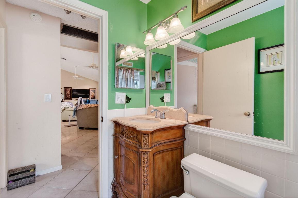 9303 Sun Pointe Dr Boynton Beach, FL 33437