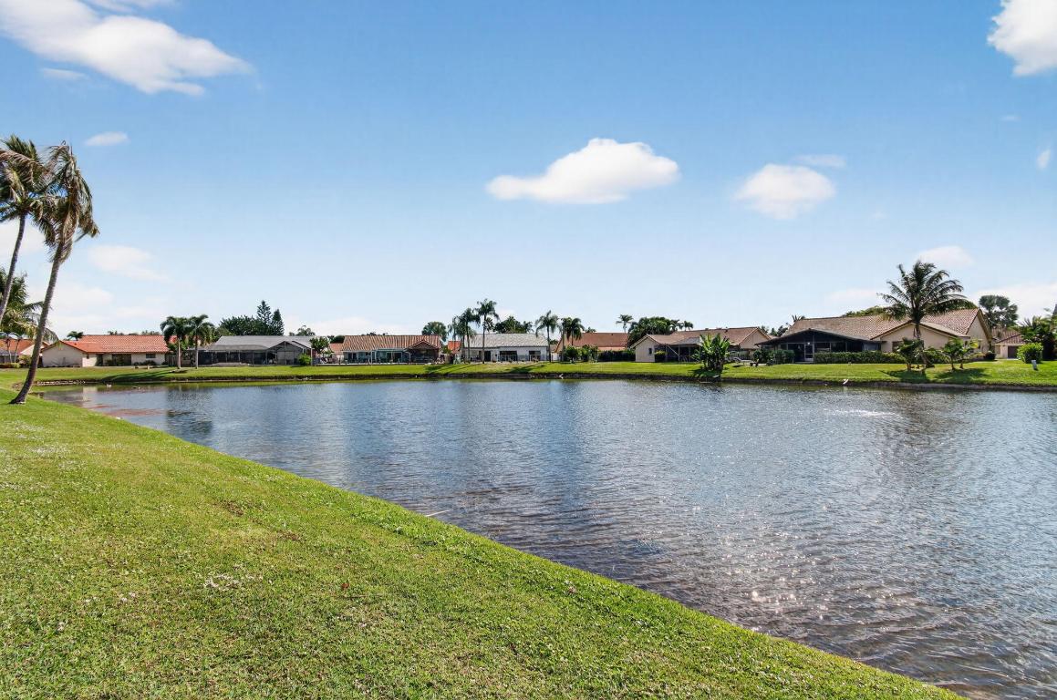 9303 Sun Pointe Dr Boynton Beach, FL 33437