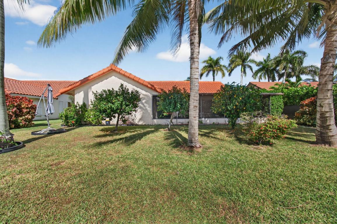 9303 Sun Pointe Dr Boynton Beach, FL 33437