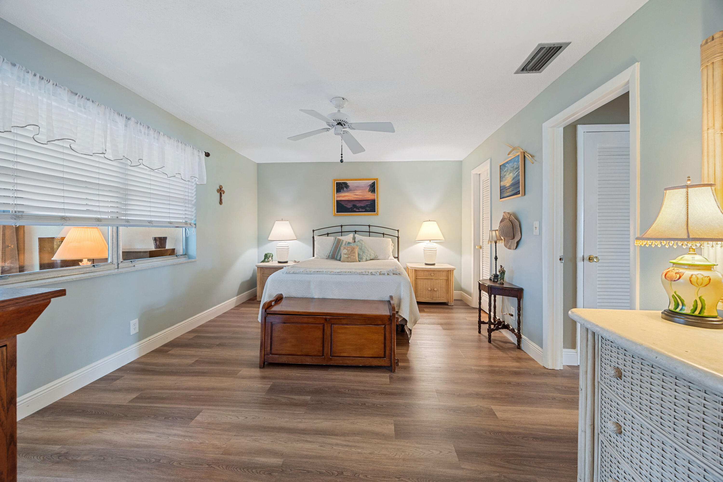 215 N High Pt Blvd #B Boynton Beach, FL 33435