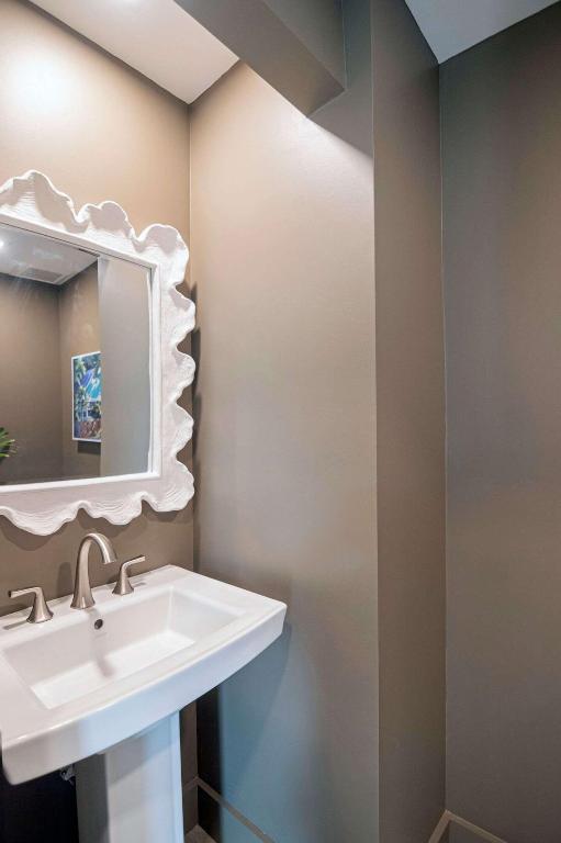 103 W Sandpiper Jupiter, FL 33477