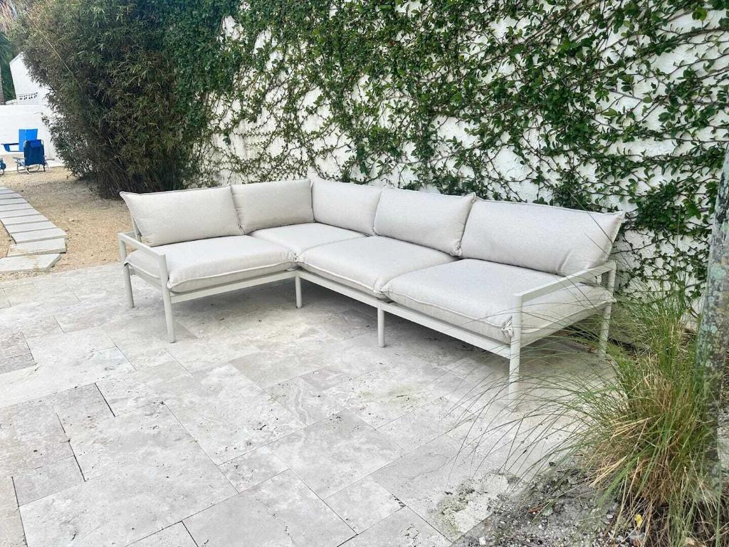 103 W Sandpiper Jupiter, FL 33477