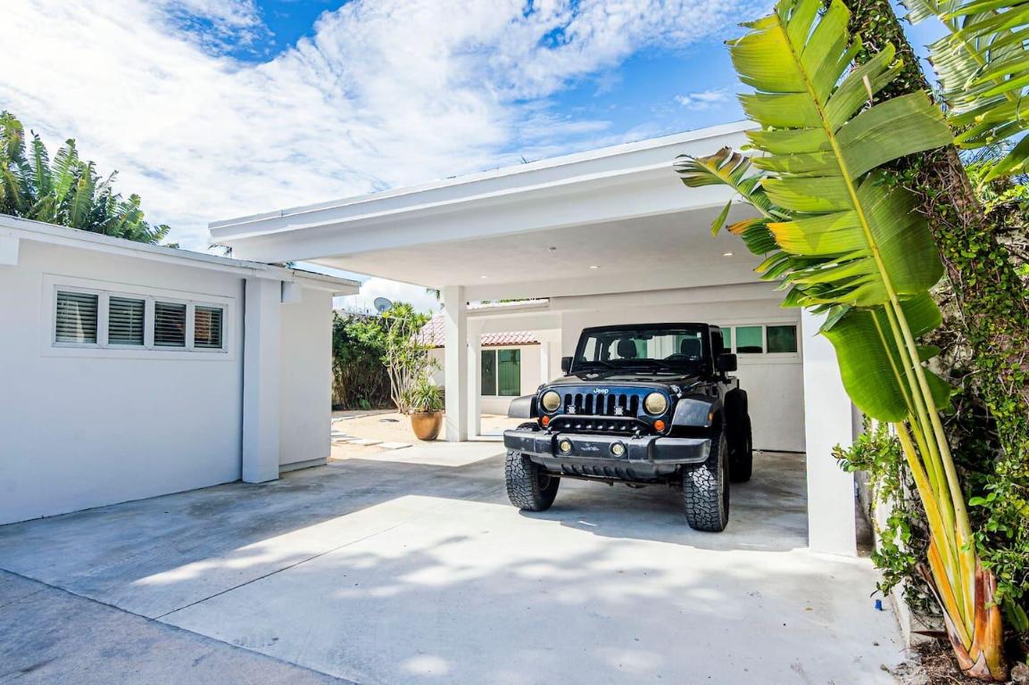 103 W Sandpiper Jupiter, FL 33477