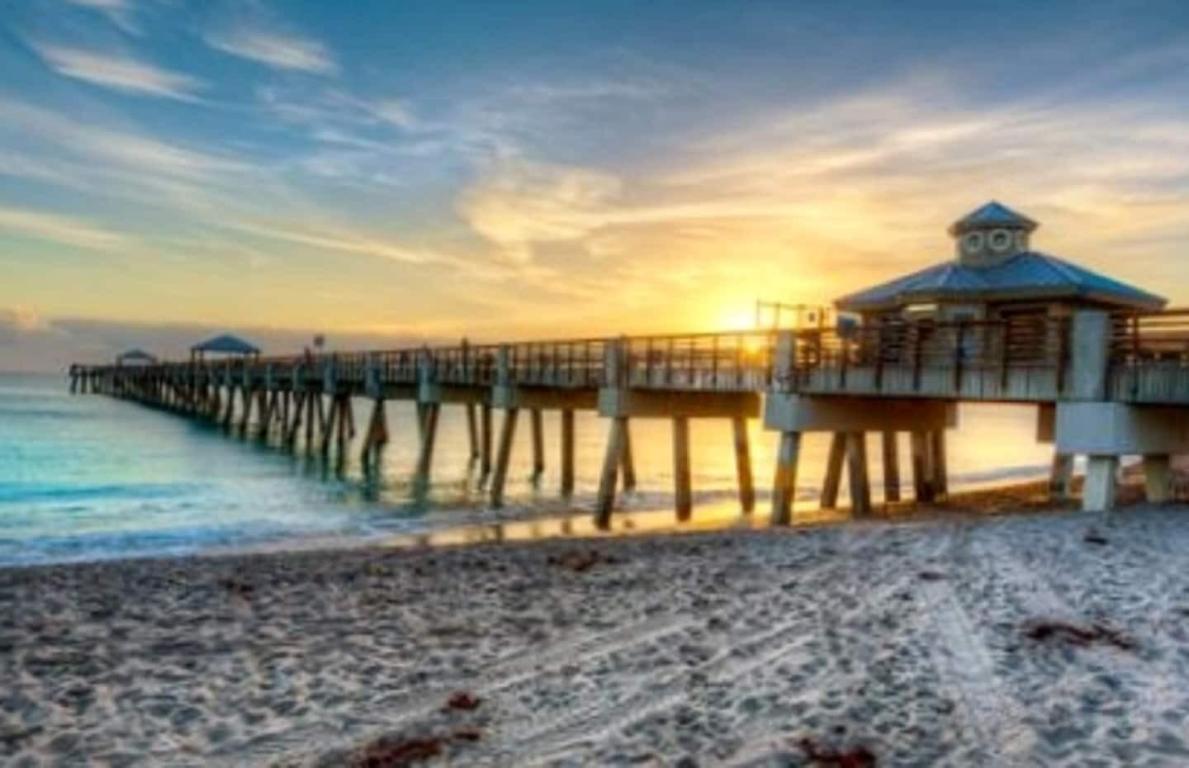 103 W Sandpiper Jupiter, FL 33477