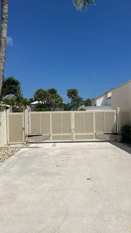 103 W Sandpiper Jupiter, FL 33477