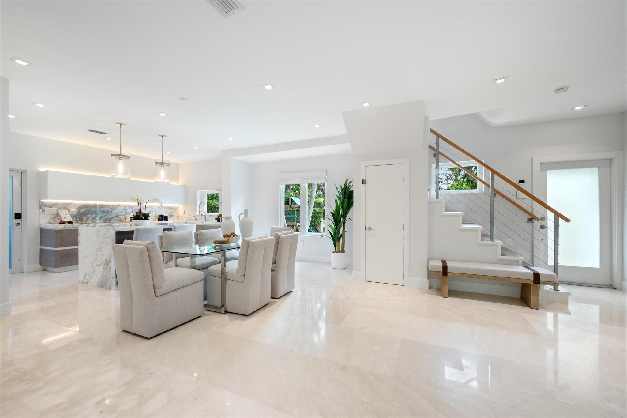 775 W 49th St Miami Beach, FL 33140