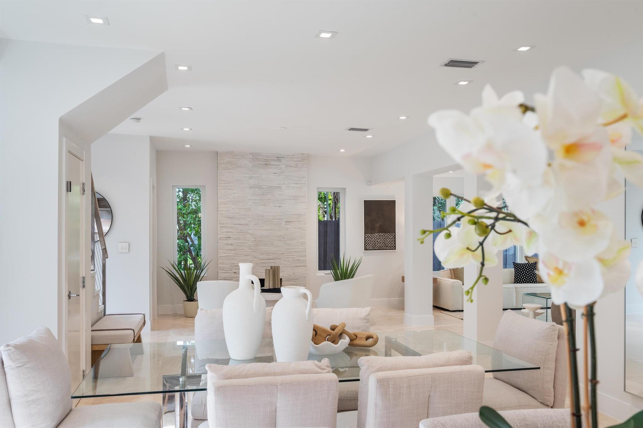 775 W 49th St Miami Beach, FL 33140