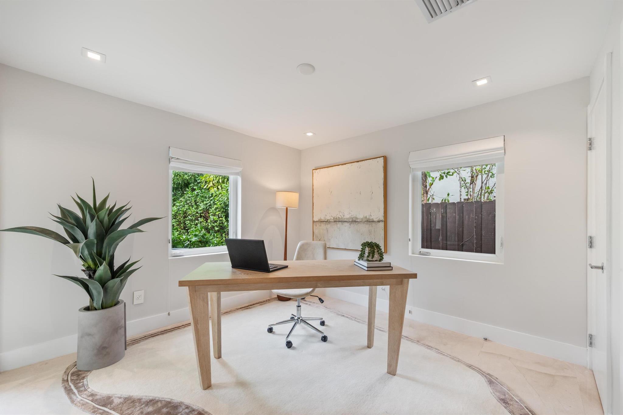 775 W 49th St Miami Beach, FL 33140