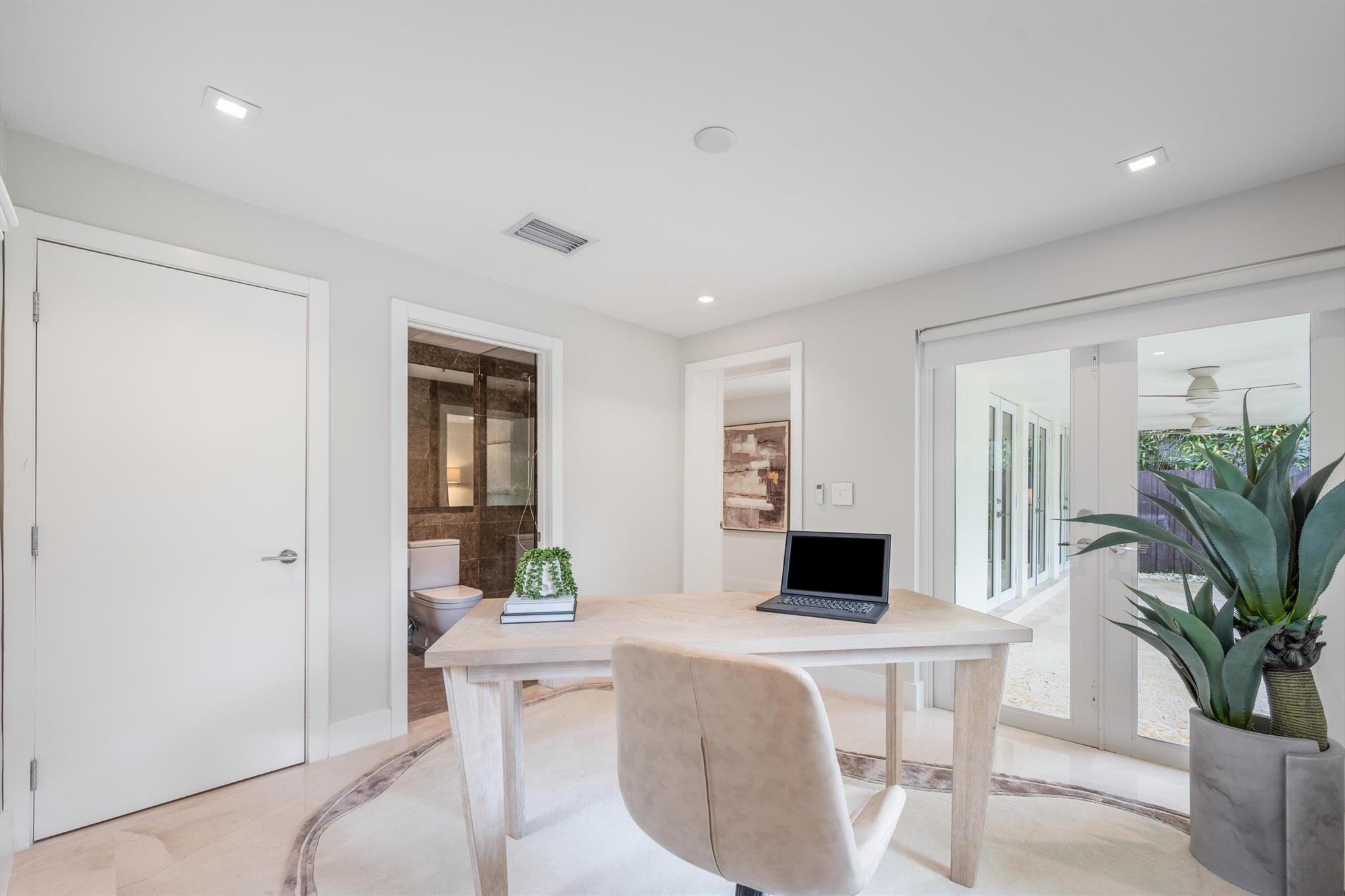 775 W 49th St Miami Beach, FL 33140