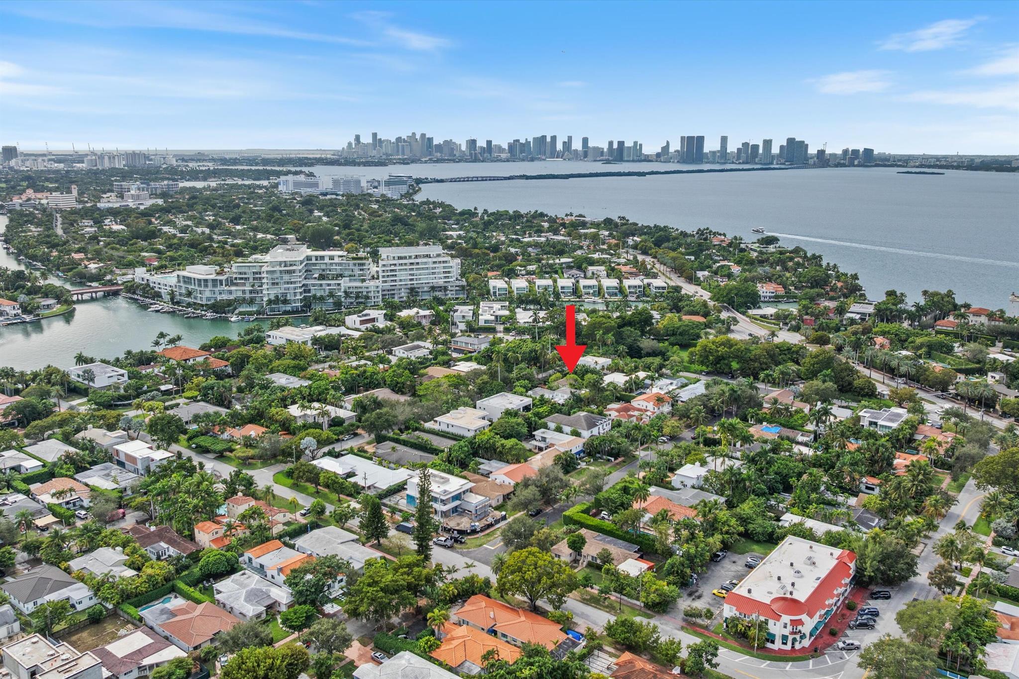 775 W 49th St Miami Beach, FL 33140