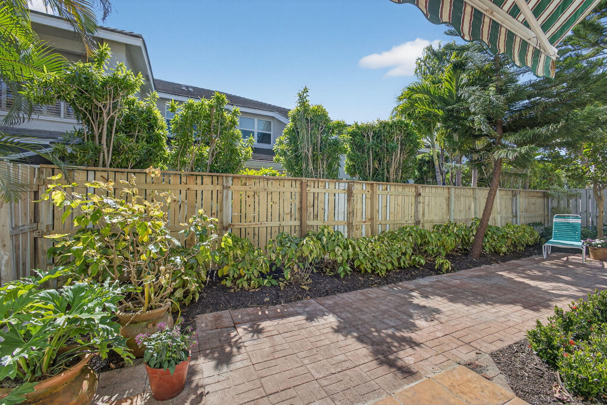 3057 Genoa Jupiter, FL 33477