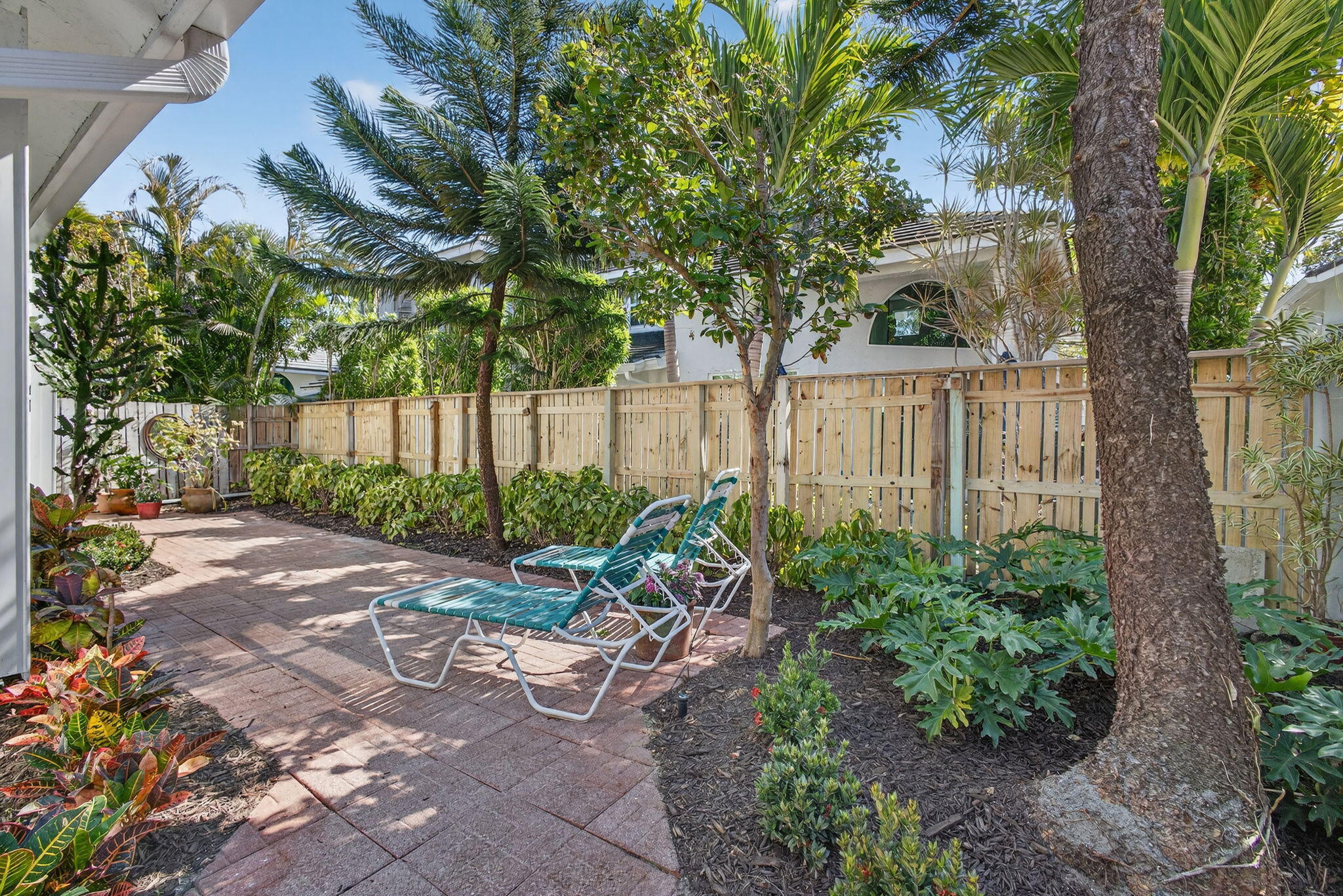 3057 Genoa Jupiter, FL 33477