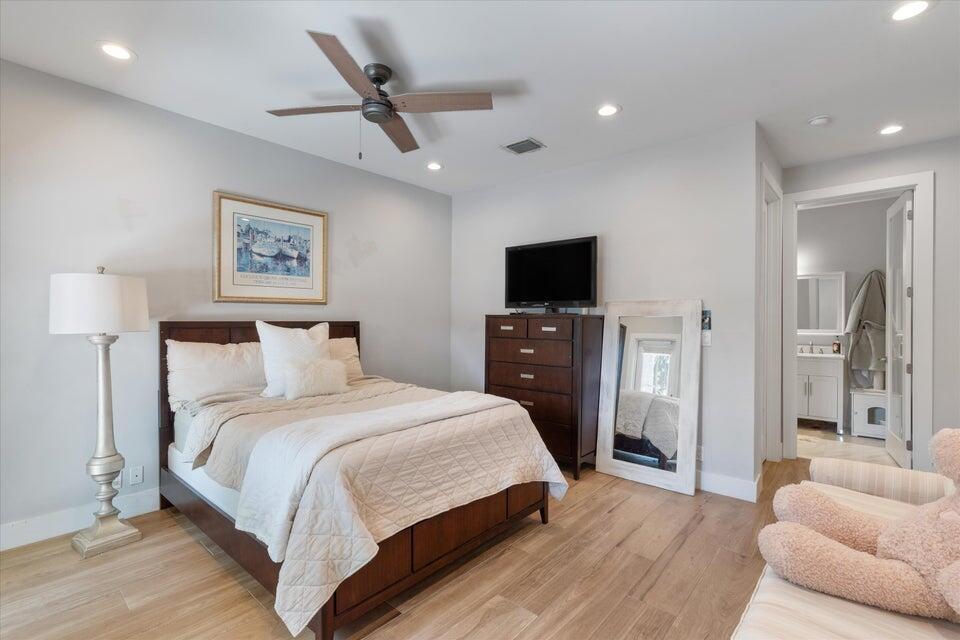 2311 NE 47th Lighthouse Point, FL 33064