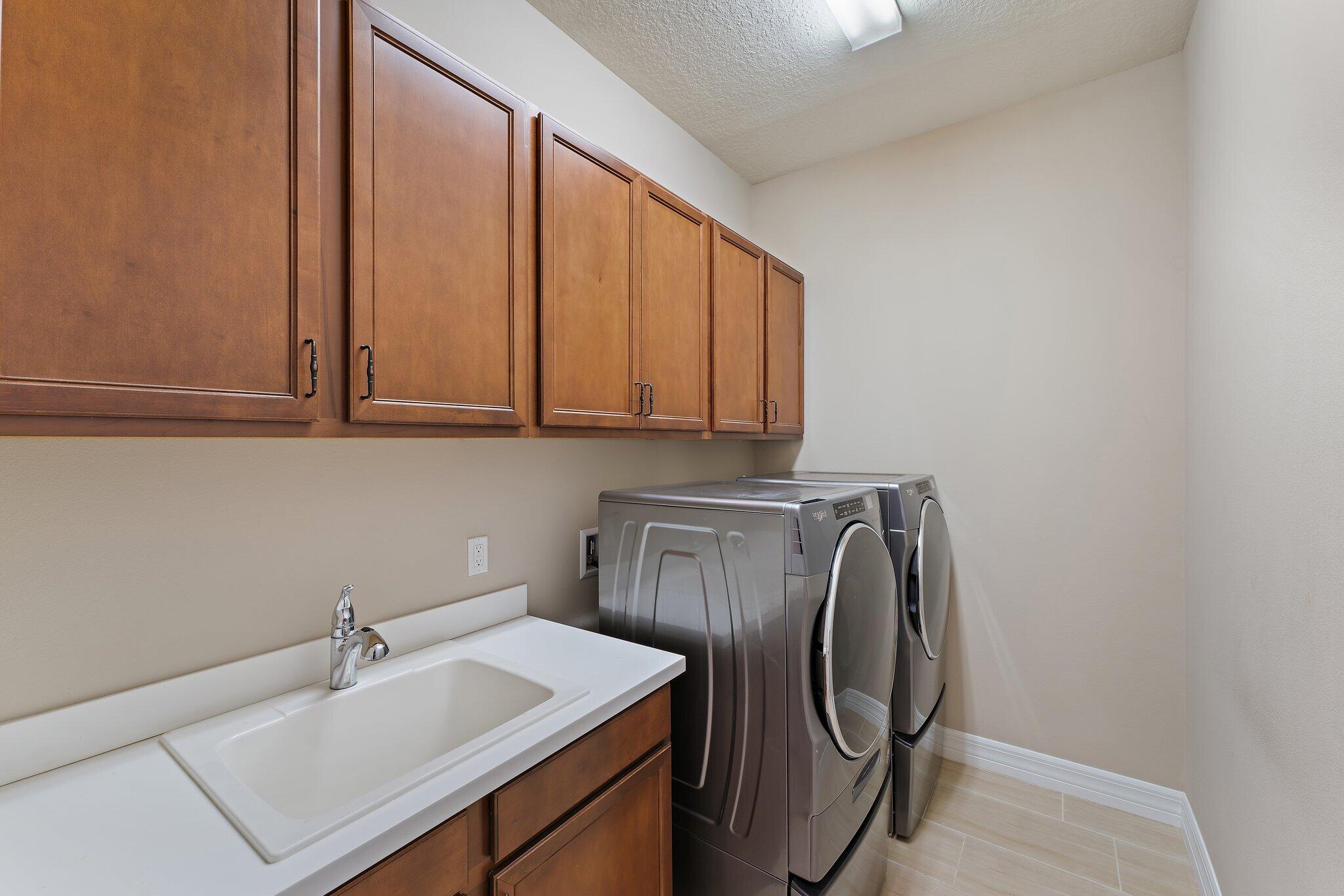 125 Indigo Riv Jupiter, FL 33478