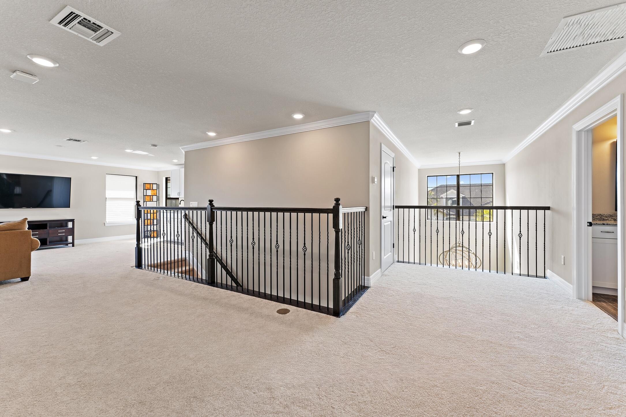 125 Indigo Riv Jupiter, FL 33478