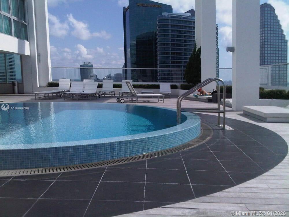 image 500 Brickell East9