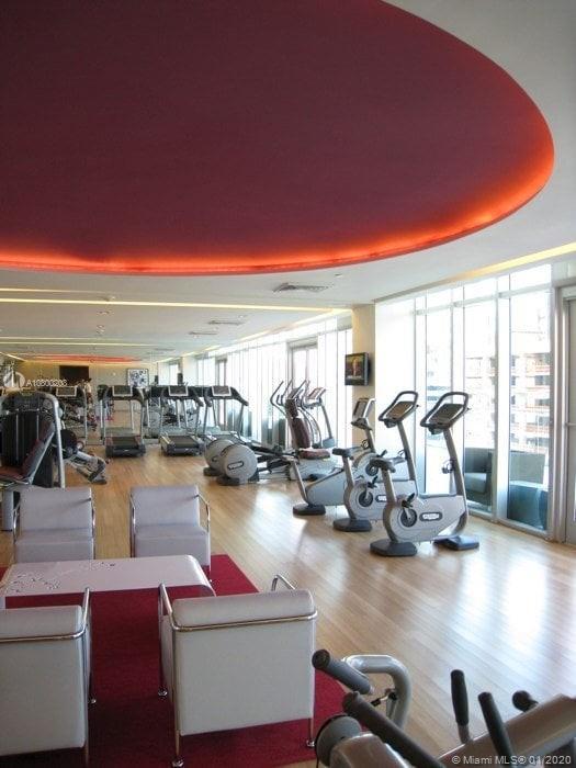 image 500 Brickell East12