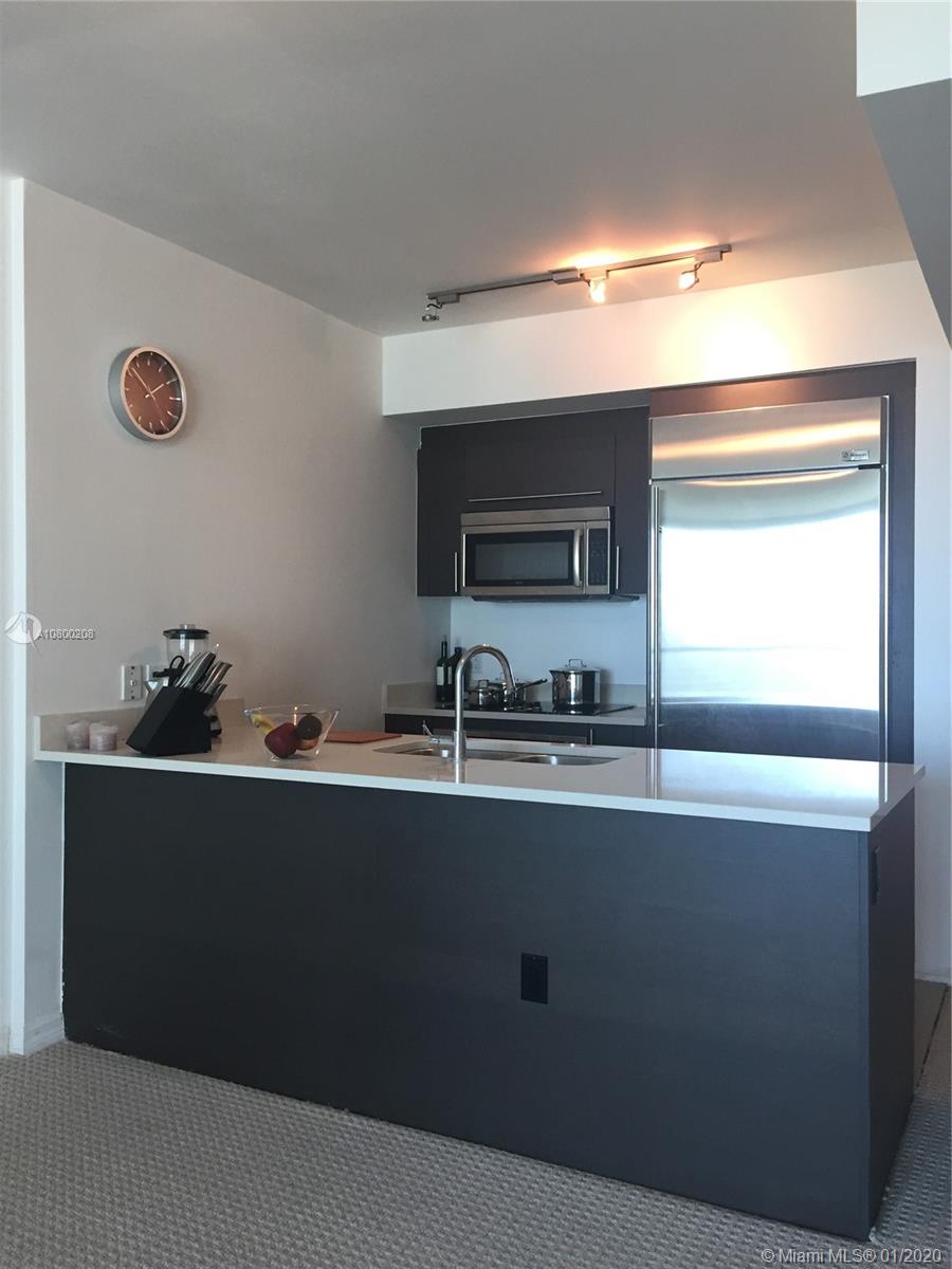 image 500 Brickell East19