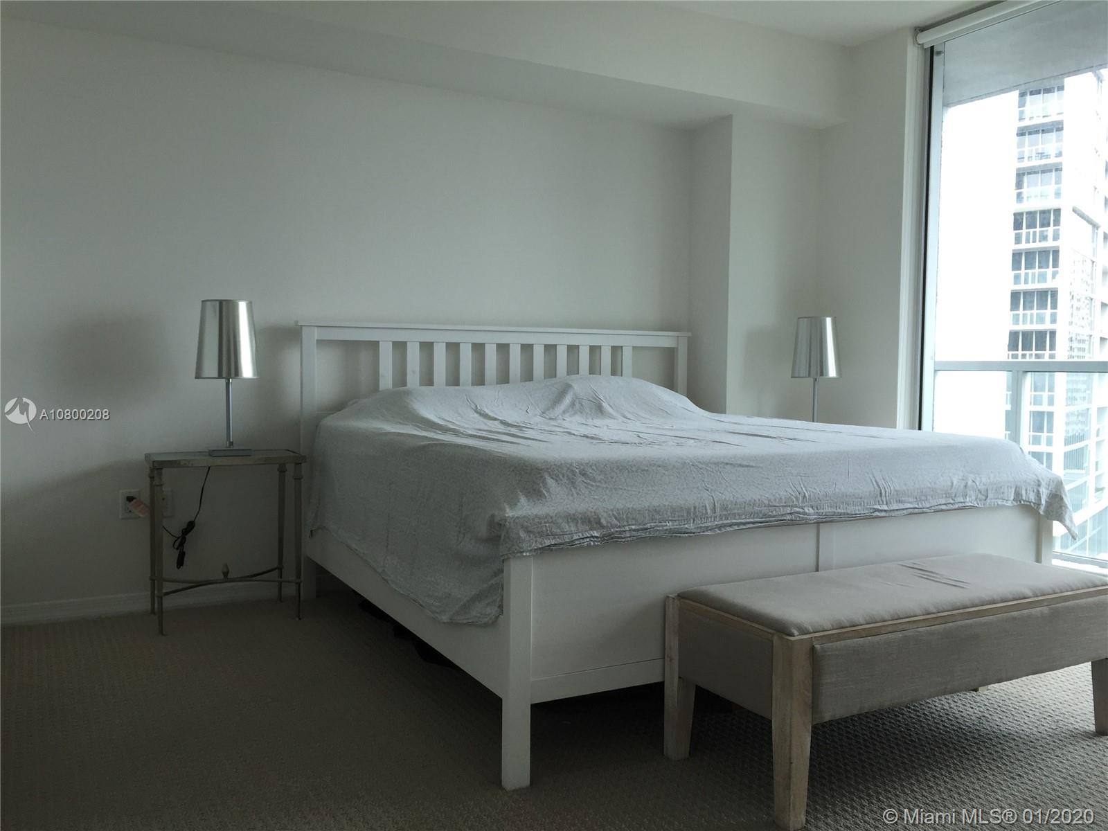 image 500 Brickell East21