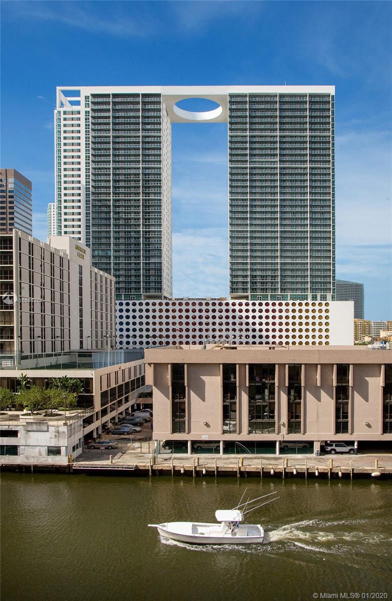 image 500 Brickell East2