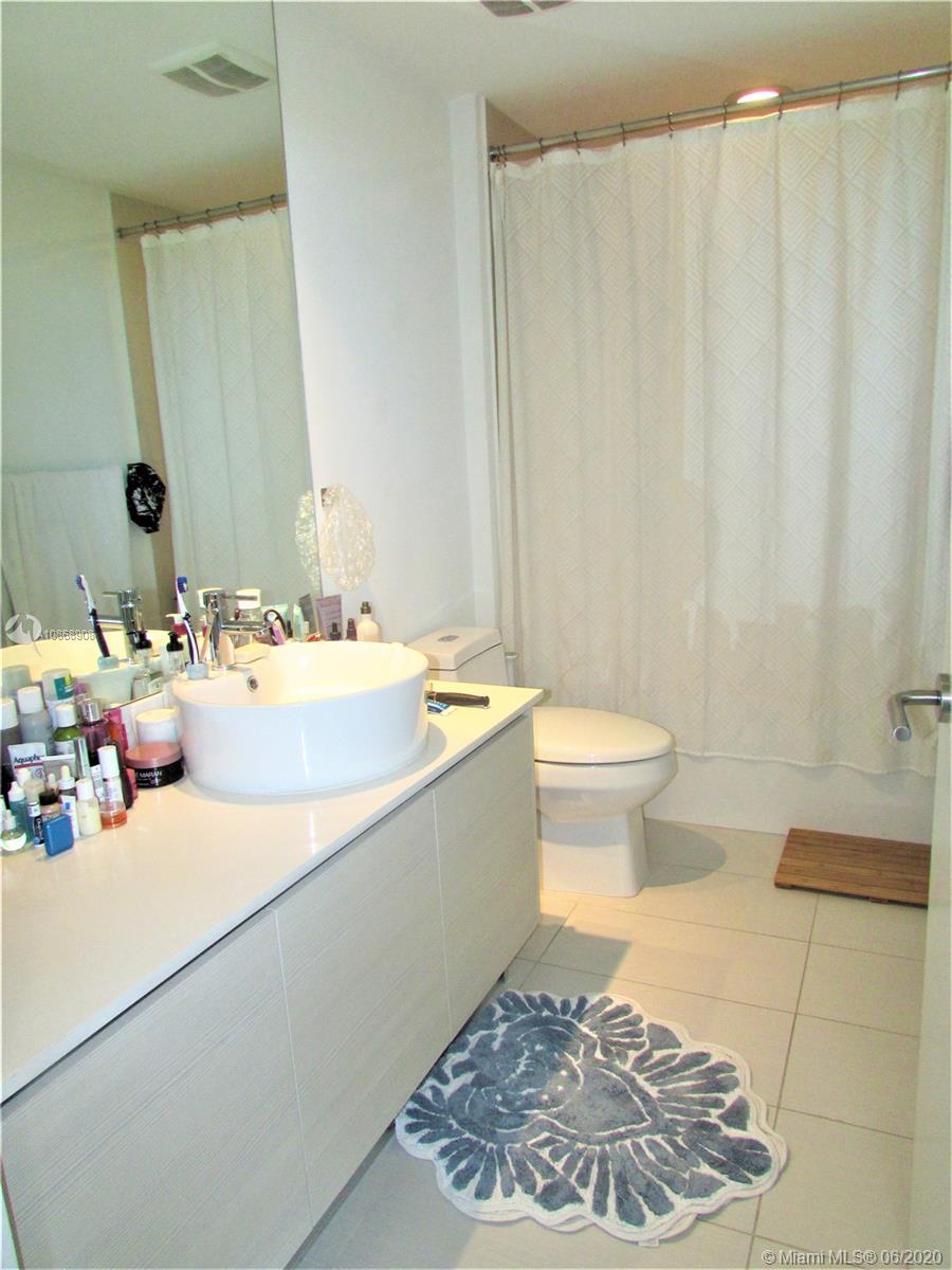 image Baltus House15