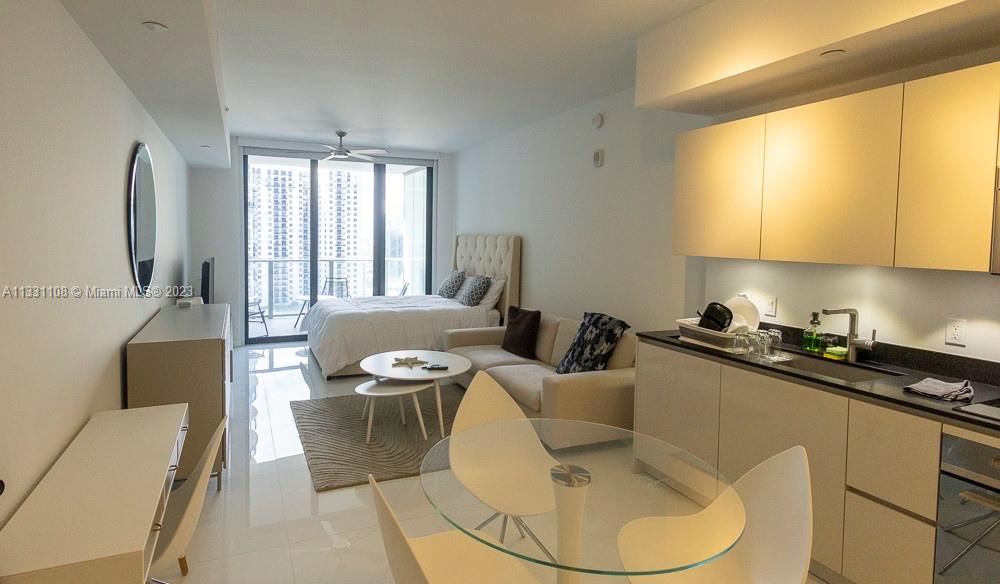 1010 Brickell Ave #2510
